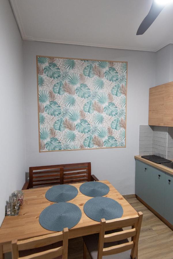 Appartamento Blue Tourmaline Downtown Flat Kalamata Esterno foto