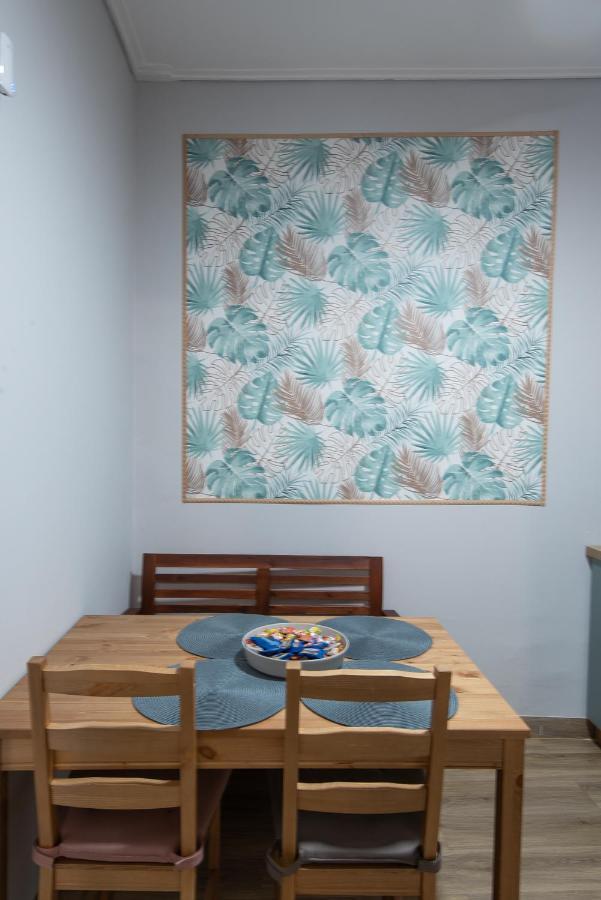 Appartamento Blue Tourmaline Downtown Flat Kalamata Esterno foto