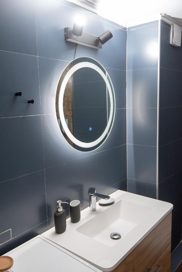 Appartamento Blue Tourmaline Downtown Flat Kalamata Esterno foto