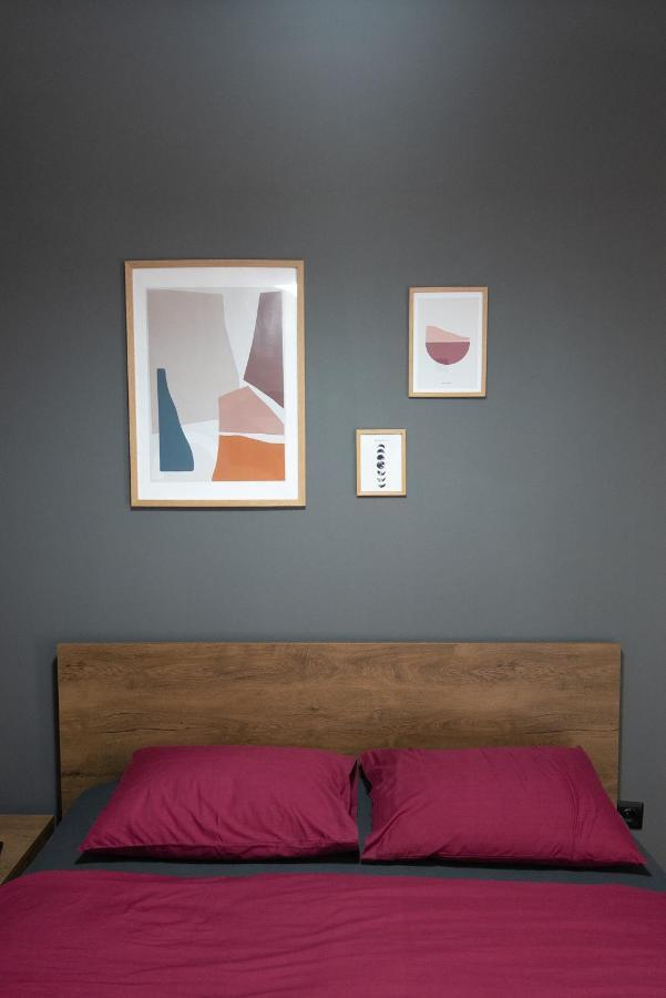 Appartamento Blue Tourmaline Downtown Flat Kalamata Esterno foto